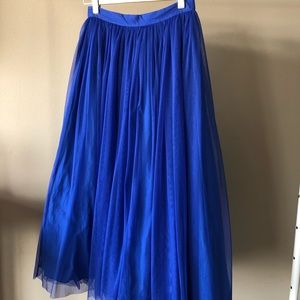LIKE NEW! ASOS Tulle Midi Skirt Size 0